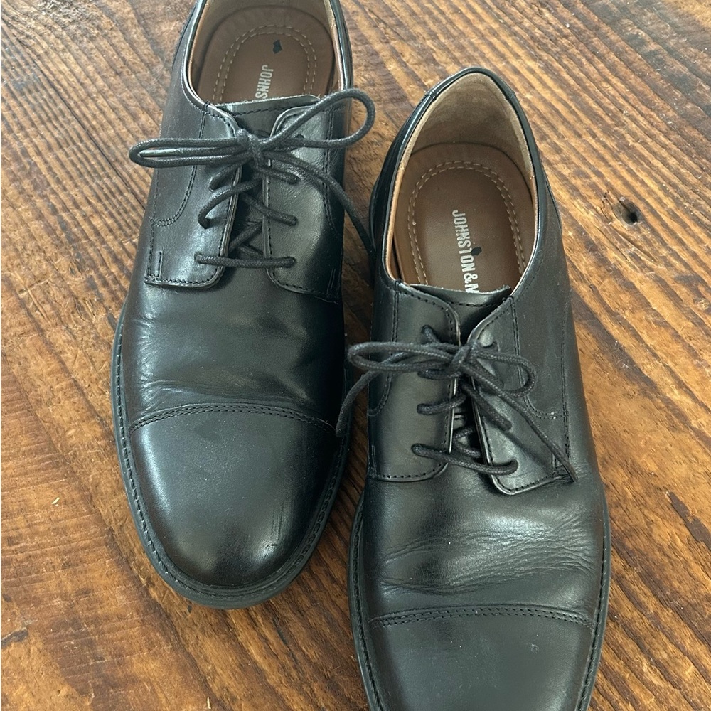 Johnston & Murphy Black Cap Toe Shoes - size 9.5